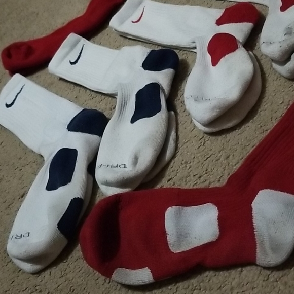 SOLD-NIKE Elite Socks Bundle-L - Picture 2 of 4